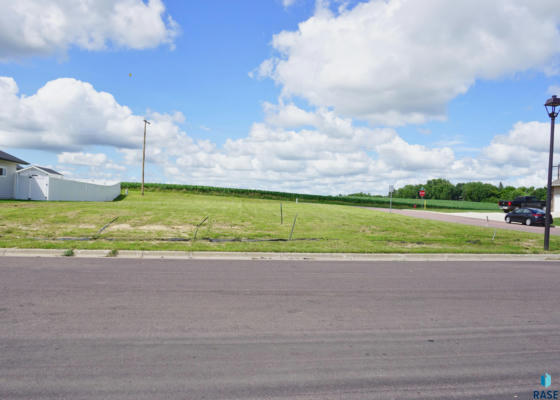 401 W 5TH ST, CROOKS, SD 57020 - Image 1