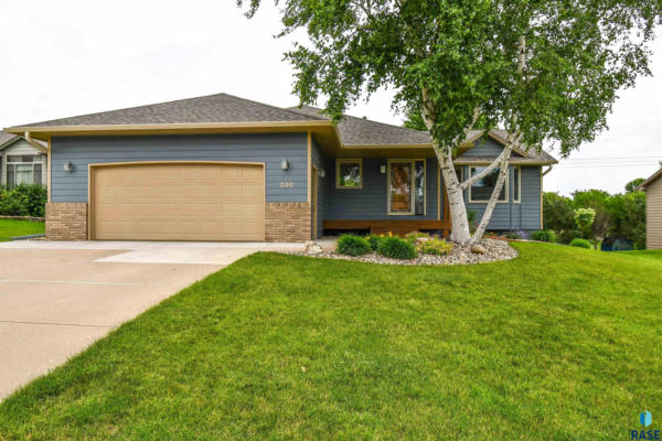 200 N DEWBERRY AVE, SIOUX FALLS, SD 57110 - Image 1