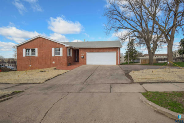 1501 S GARY DR, SIOUX FALLS, SD 57103 - Image 1