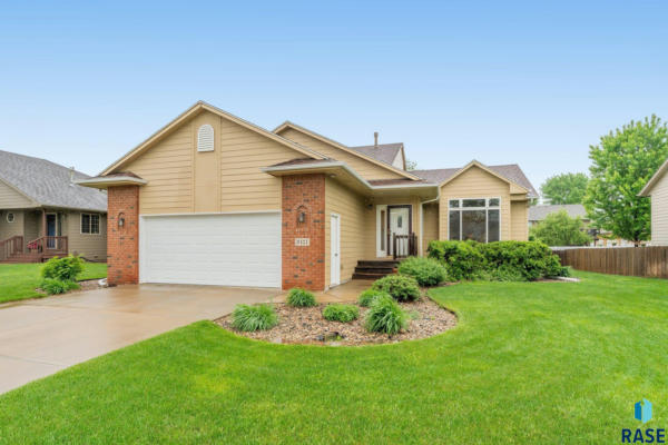 3427 S HARMONY DR, SIOUX FALLS, SD 57110 - Image 1