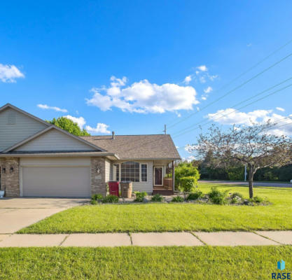 1201 E 61ST ST, SIOUX FALLS, SD 57108 - Image 1