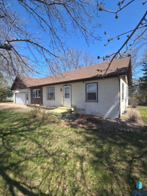 27014 SD HIGHWAY 11, SIOUX FALLS, SD 57108 - Image 1