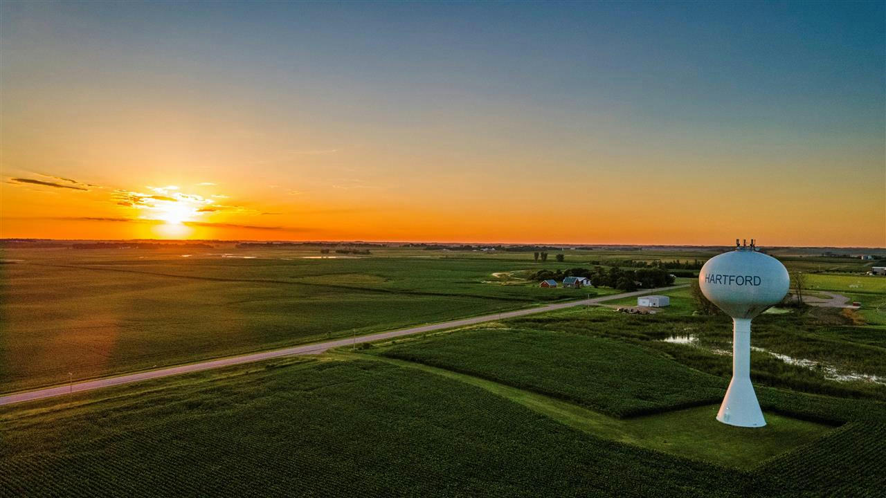 1005 TORTUGA AVE AVENUE, HARTFORD, SD 57033, photo 1 of 6