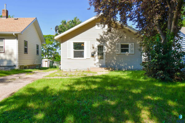 209 N HAWTHORNE AVE, SIOUX FALLS, SD 57104 - Image 1