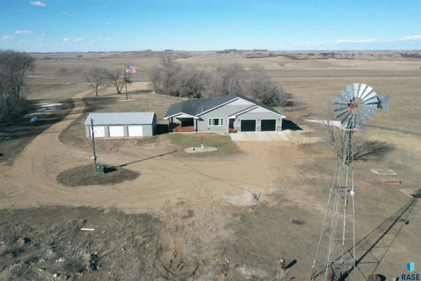 45029 SD HIGHWAY 44, PARKER, SD 57053 - Image 1