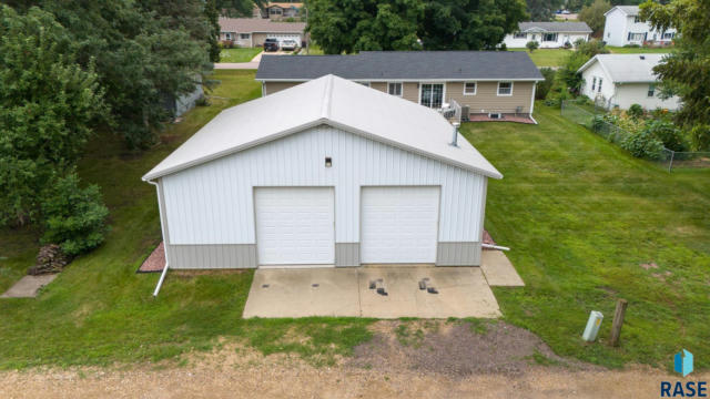 908 SUNNYSIDE AVE, VALLEY SPRINGS, SD 57068 - Image 1