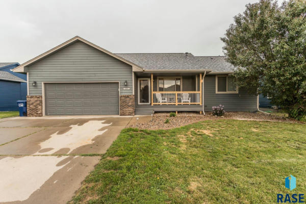 5901 N GOLD NUGGET AVE, SIOUX FALLS, SD 57104 - Image 1