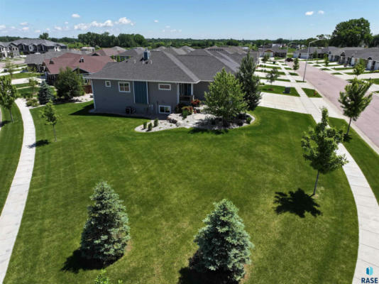 8620 W BRYGGEN CT, SIOUX FALLS, SD 57107 - Image 1