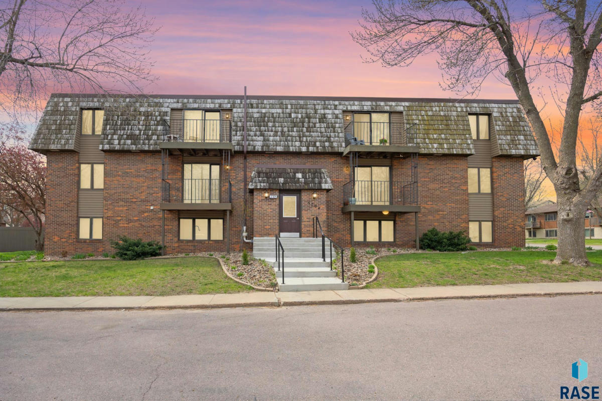 3704 S TERRY AVE APT 201, SIOUX FALLS, SD 57106, photo 1 of 20