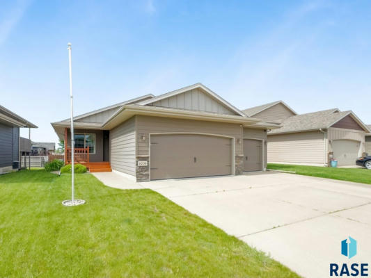 8209 W 51ST ST, SIOUX FALLS, SD 57106 - Image 1