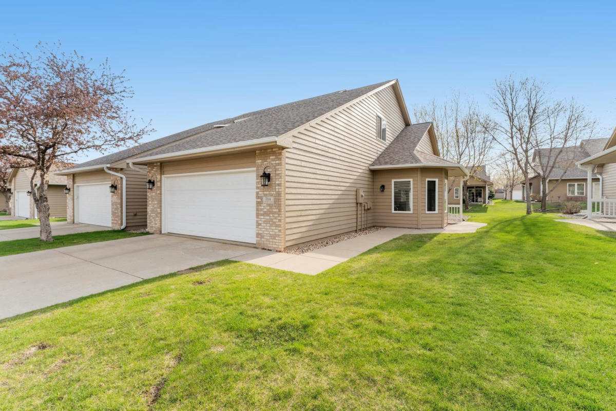 7114 S WITZKE PL, SIOUX FALLS, SD 57108, photo 1 of 35