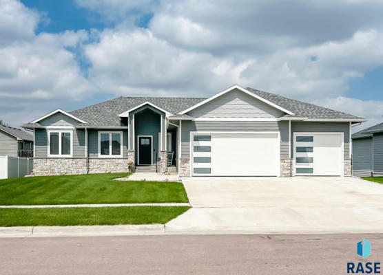 810 JOHNSON CREEK CT, HARRISBURG, SD 57032 - Image 1