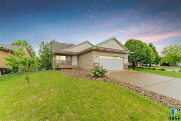 7600 W GRINNELL CIR, SIOUX FALLS, SD 57106 - Image 1