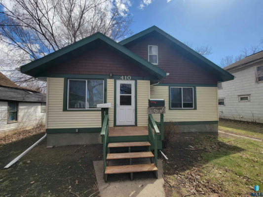 410 N LEE AVE, MADISON, SD 57042 - Image 1